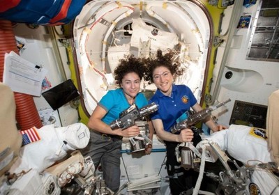 Space Station's 2 Women Prep for 1st All-Female Spacewalk